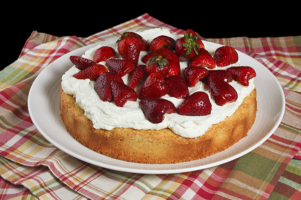 Grace's Sweet Life Coffee Cake Recipes A photo of Cornmeal-Almond Cake with Mascarpone Cream and fresh Berries.